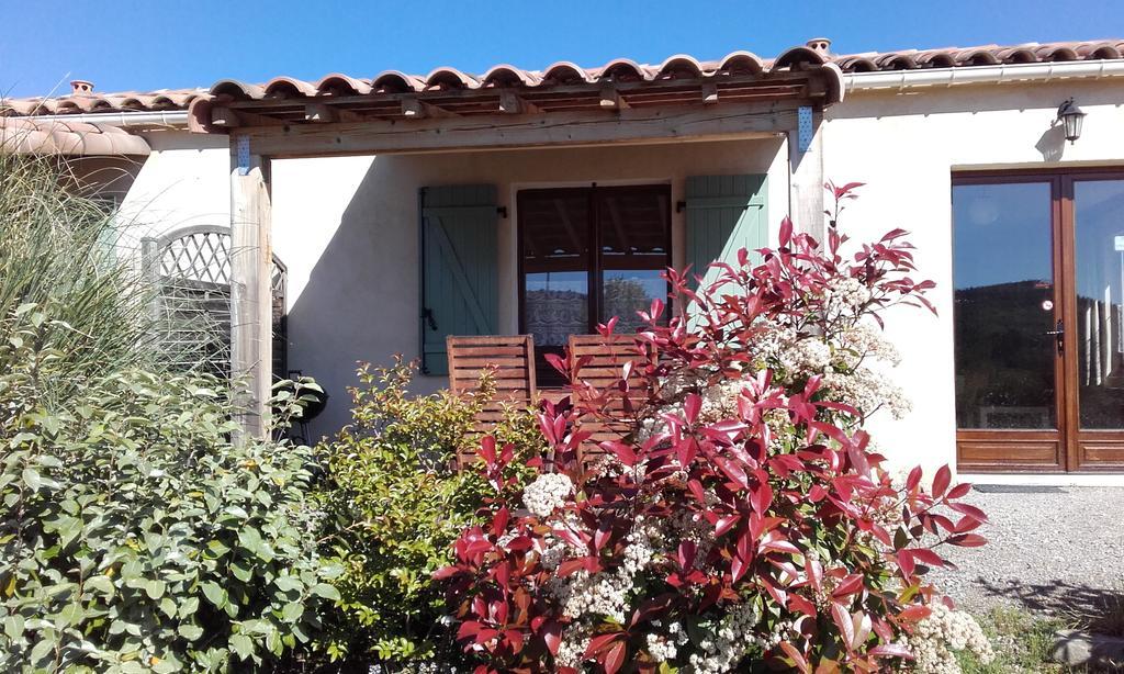 Gites "Entre Les Vignes" Tourreilles 外观 照片